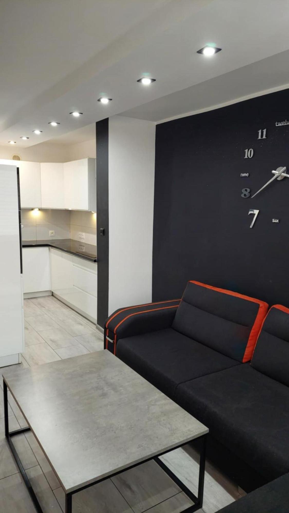 Ekskluzywny Apartament W Centrum Z Klimatyzacja I Balkonem Lubiń エクステリア 写真