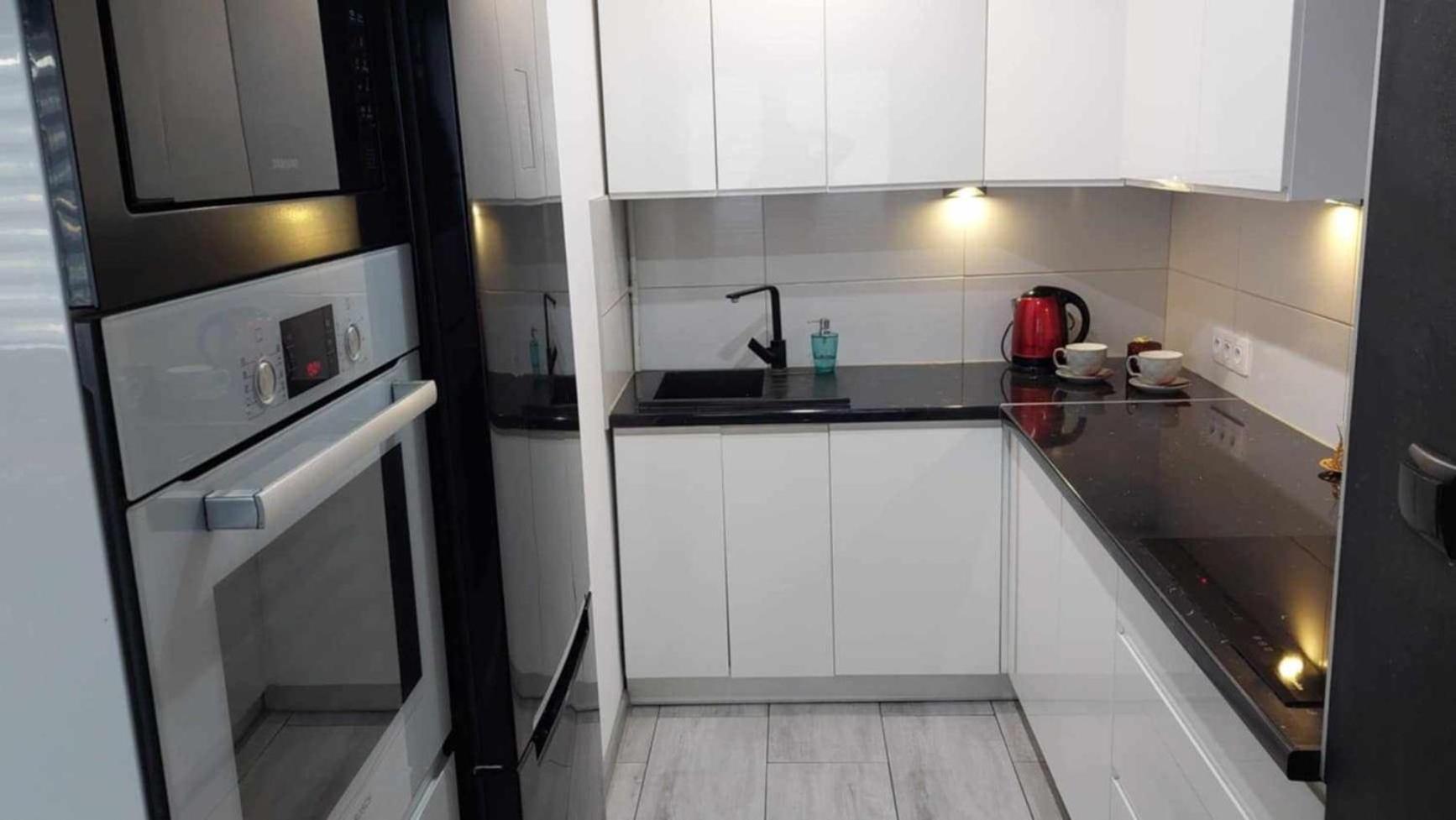Ekskluzywny Apartament W Centrum Z Klimatyzacja I Balkonem Lubiń エクステリア 写真