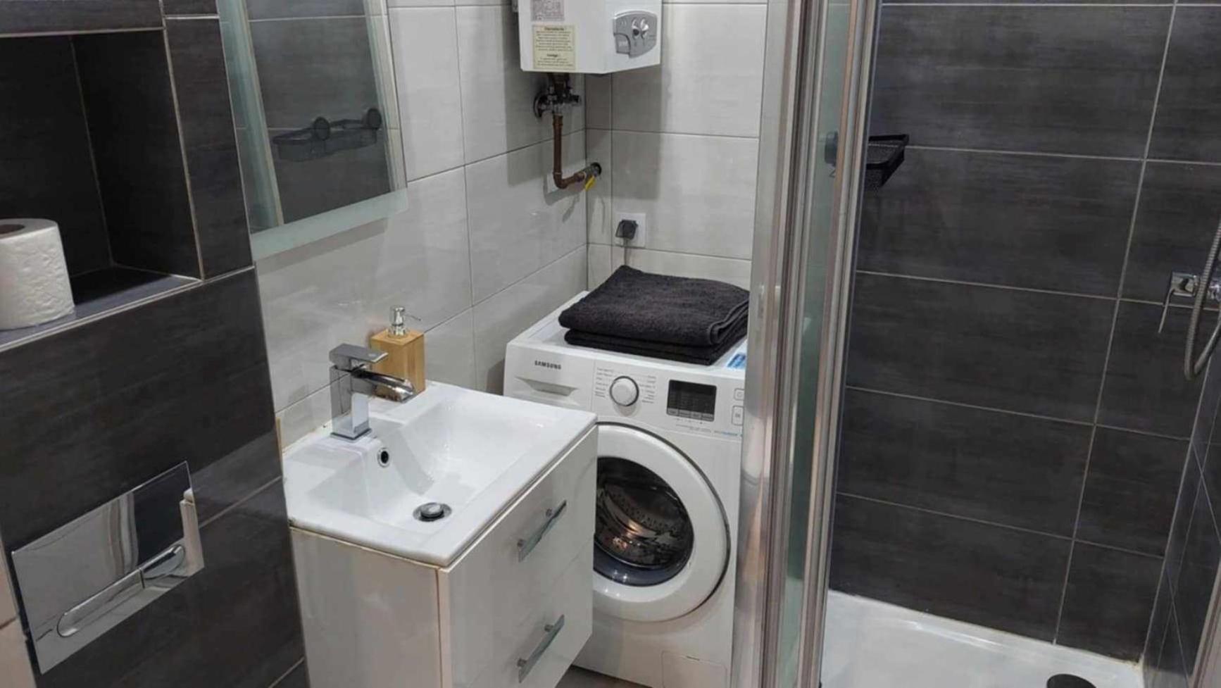 Ekskluzywny Apartament W Centrum Z Klimatyzacja I Balkonem Lubiń エクステリア 写真
